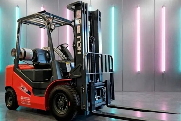 autoelevadores duales HELI