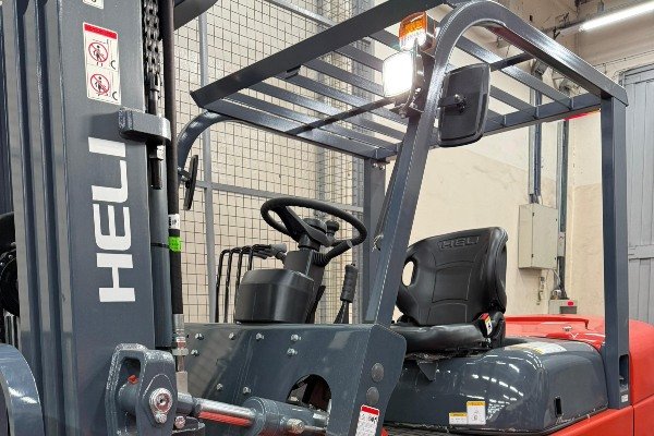 cabina de autoelevador HELI